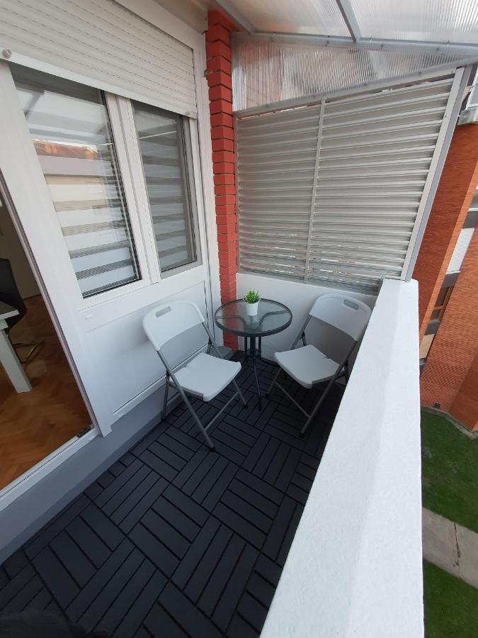 Apartment Pallaton Nekcse Kültér fotó