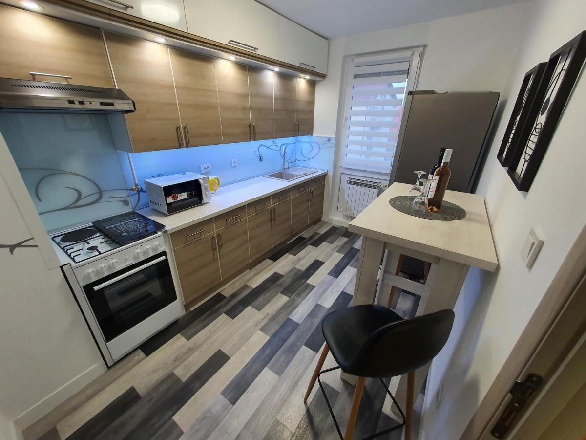 Apartment Pallaton Nekcse Kültér fotó