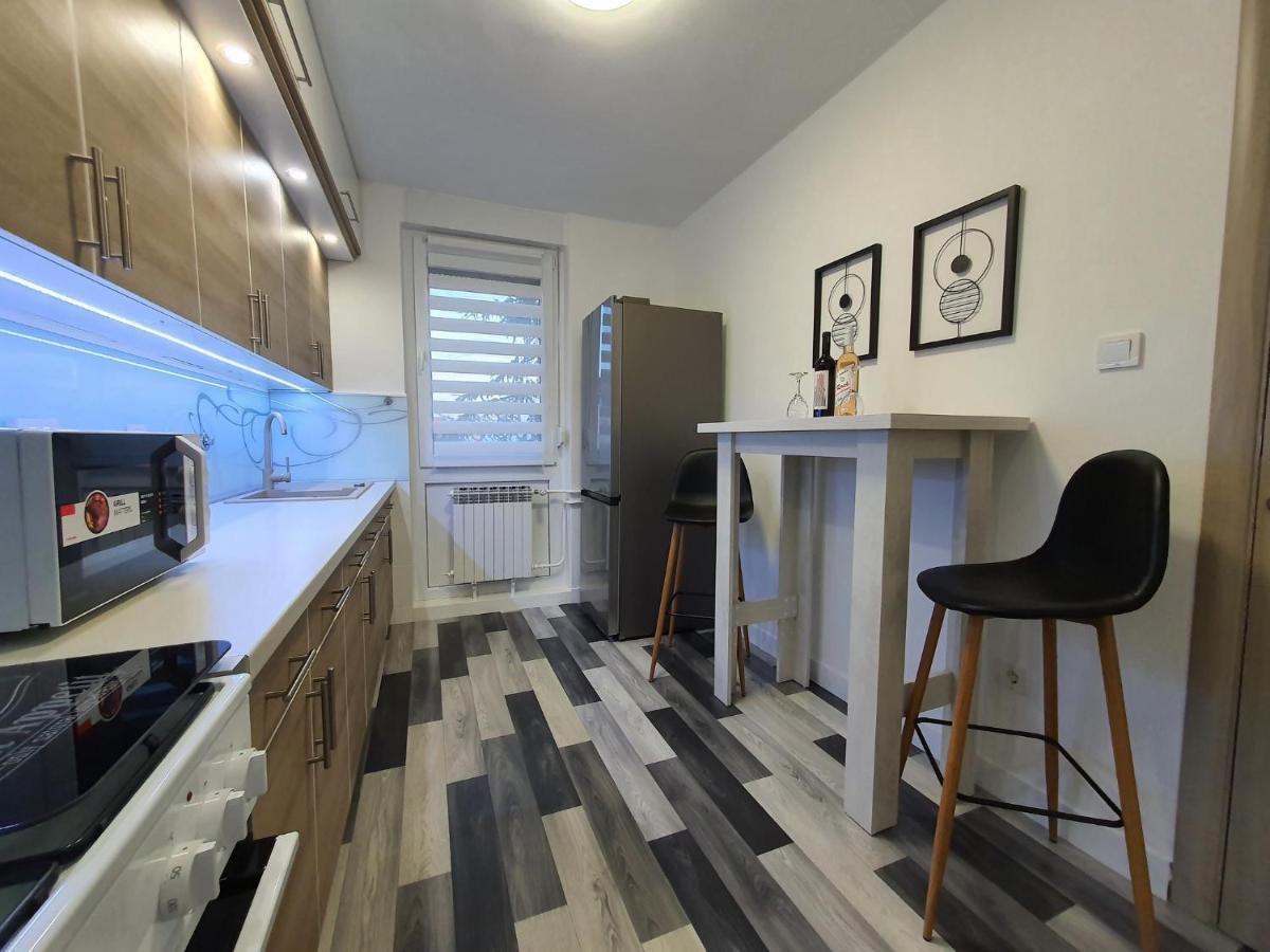 Apartment Pallaton Nekcse Kültér fotó